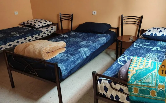 mirana mayotte hostel 47